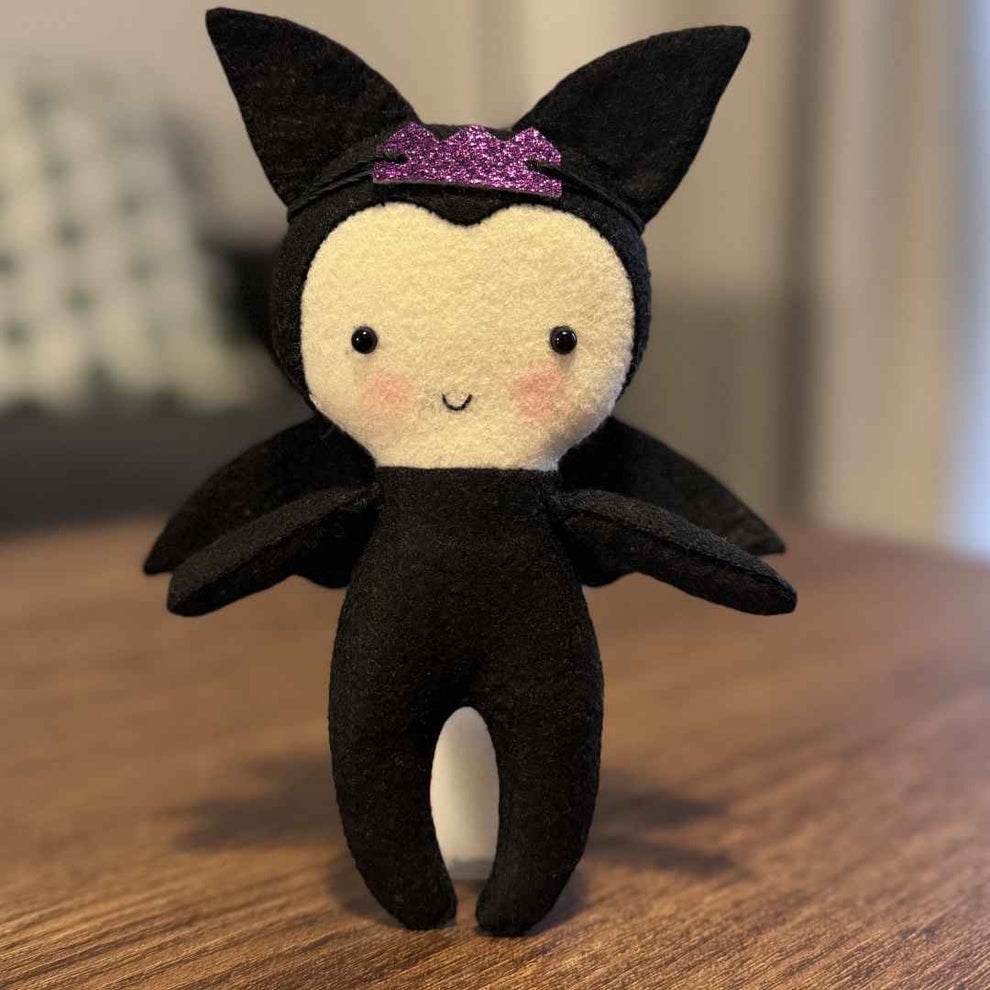 Bat Doll – Artistik